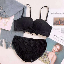 Load image into Gallery viewer, Female Sexy Lace Bra Sets Women Seamless Embroidery Bralette Wireless Breathable Bra and Panty Set Underwear Briefs Strapless